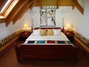 Janus Boutique & 4*