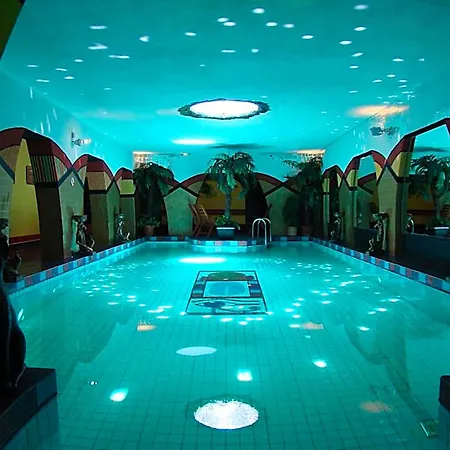 Janus Boutique & 4*