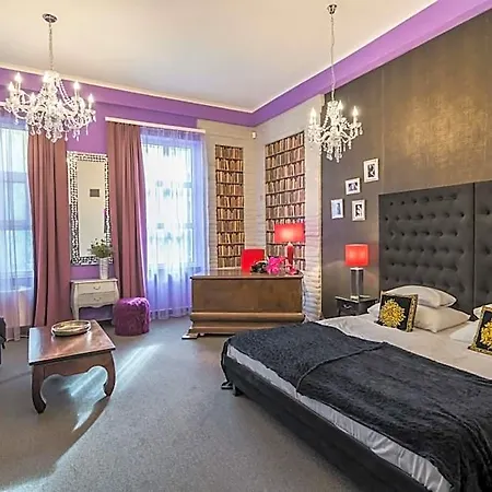 Janus Boutique & Hotel